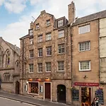Canongate Luxury Homestay